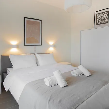 Apartament Thea
