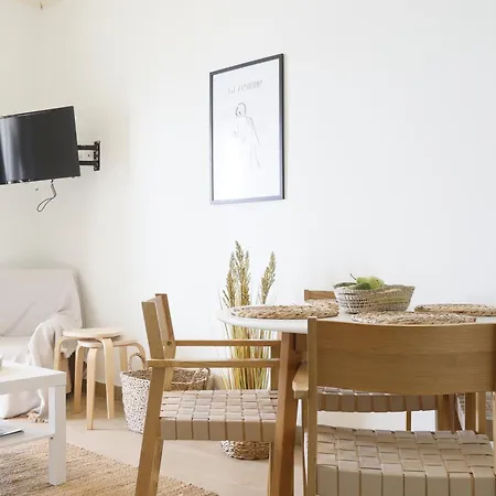 Apartament Thea *